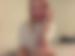 Oly's Live Sex Cam Show