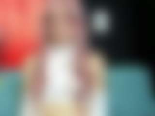 petite-mila's Live Sex Cam Show