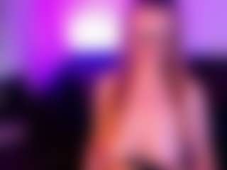 Live cam show with SiennaShinee - Granny Big Tits on Cam Slut