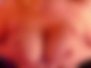 Live cam show with SiennaShinee - Interactivetoy Granny on Chatstar