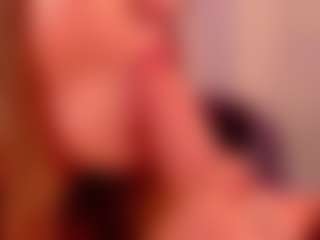 SiennaShinee's Live Sex Cam Show
