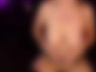 Live cam show with SiennaShinee - Mature on https://playwithruby.com