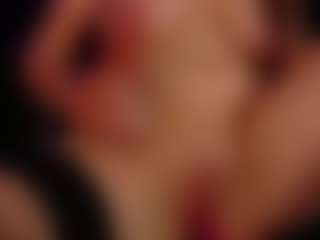 Live cam show with SiennaShinee - Fingering MILF on Camiplay Live
