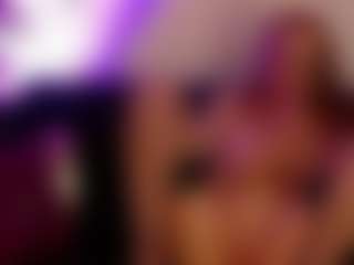 Live cam show with SiennaShinee - Granny MILF on Camsoda