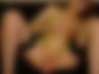 Live cam show with SiennaShinee - Normal on Camsoda