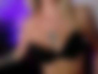 Live cam show with SiennaShinee - Mature on mypornchat.com