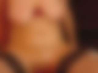 Live cam show with SiennaShinee - Granny Big Tits on Camsoda