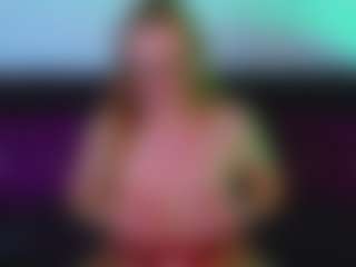 Live cam show with SiennaShinee - Granny MILF on crypto-cams