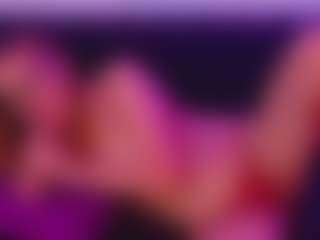 Live cam show with SiennaShinee - Granny Big Tits on chickslive.net