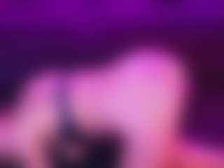 Live cam show with SiennaShinee - Dildo Or Vibrator Granny on Camsoda