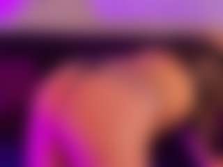 Live cam show with SiennaShinee - Granny Blonde Hair on SinfulBabes