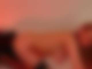 Live cam show with SiennaShinee - Granny MILF on Pornisteam.com