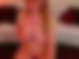 Live cam show with SiennaShinee - Granny on sexytreat.net