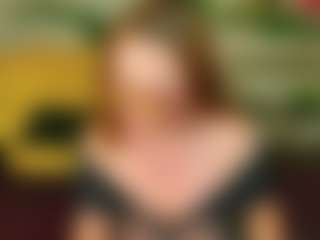 Live cam show with SiennaShinee - Middle Aged on Camsoda