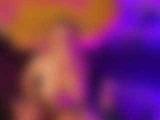 Live cam show with SiennaShinee - Blonde Hair on CSO-WL