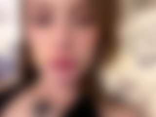 Live cam show with SixtaFee - Naked on Sweet Sext