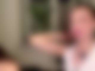 Live cam show with SixtaFee - No Drinking on TastyBlacksLive