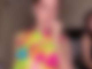 Live cam show with SixtaFee - Skinny on Camsoda
