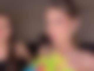 Live cam show with SixtaFee - Flashing on Camsoda