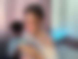 Live cam show with SixtaFee - Teen (18+) on StripNow