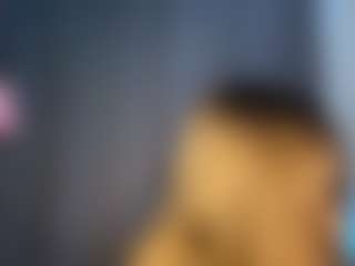 Live cam show with SixtaFee - Bikini on live18s.com