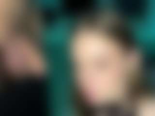 Live cam show with SixtaFee - Flashing on Chatstar