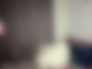 Live cam show with SixtaFee - Fingering on Camming Site