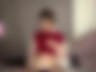 Live cam show with SixtaFee - Tease on Camsoda