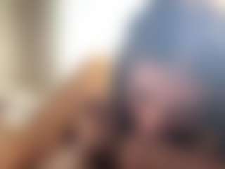 Live cam show with SixtaFee - Cum on crypto-cams