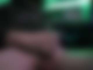 SmokeAfterDark's Live Sex Cam Show