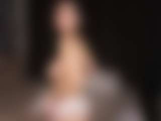 TraciKuhnel's Live Sex Cam Show