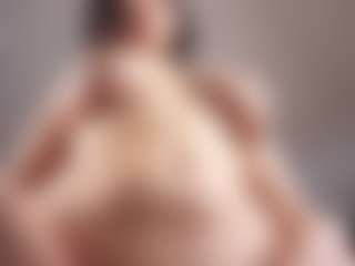 TraciKuhnel's Live Sex Cam Show