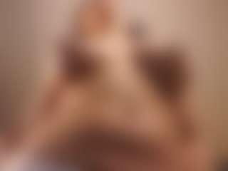 TraciKuhnel's Live Sex Cam Show