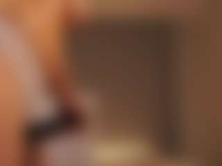 TraciKuhnel's Live Sex Cam Show