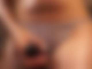 TraciKuhnel's Live Sex Cam Show