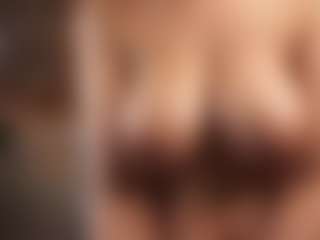 TraciKuhnel's Live Sex Cam Show