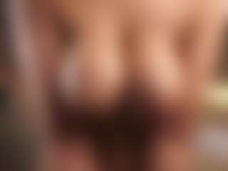 TraciKuhnel's Live Sex Cam Show