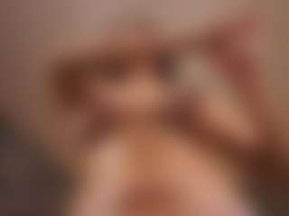 TraciKuhnel's Live Sex Cam Show