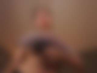 Live cam show with TraciKuhnel - Ass Clapping on Dare Cams