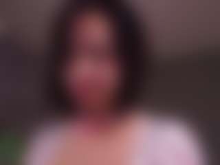 TraciKuhnel's Live Sex Cam Show