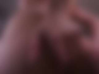 Live cam show with TraciKuhnel - Camel Toe on Camming Site