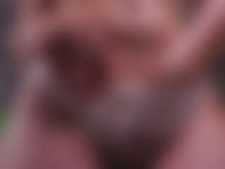Live cam show with TraciKuhnel - Ass Clapping on Milfs Live