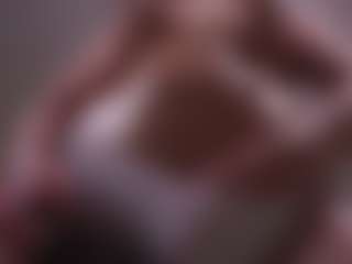 Live cam show with TraciKuhnel - Camel Toe on Stripli.com