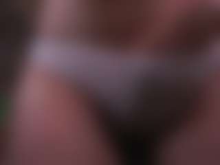 Live cam show with TraciKuhnel - Normal on milfzrlive.com
