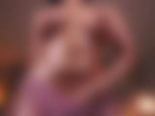 Live cam show with TraciKuhnel - Camel Toe on Gym Cam Girls