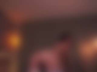 Live cam show with TraciKuhnel - Camel Toe on Camsoda