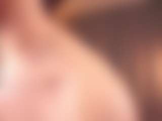TraciKuhnel's Live Sex Cam Show