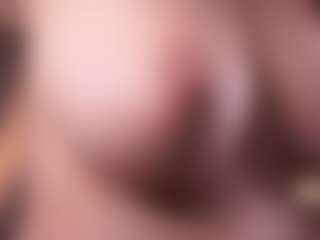 TraciKuhnel's Live Sex Cam Show