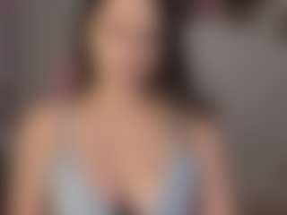 Live cam show with Veronika-Winslow - HD MILF on sexylive.show