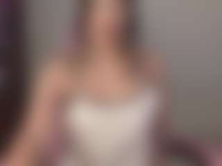 Live cam show with Veronika-Winslow - Mature on Camsoda